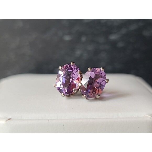 925 Sterling Silver Prong Set Amethyst Stud Earrings Vintage - Picture 1 of 10